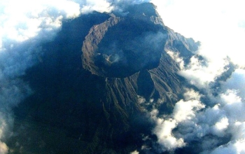 open trip gunung raung
