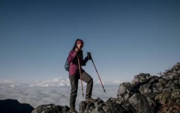 Tour Guide Raung